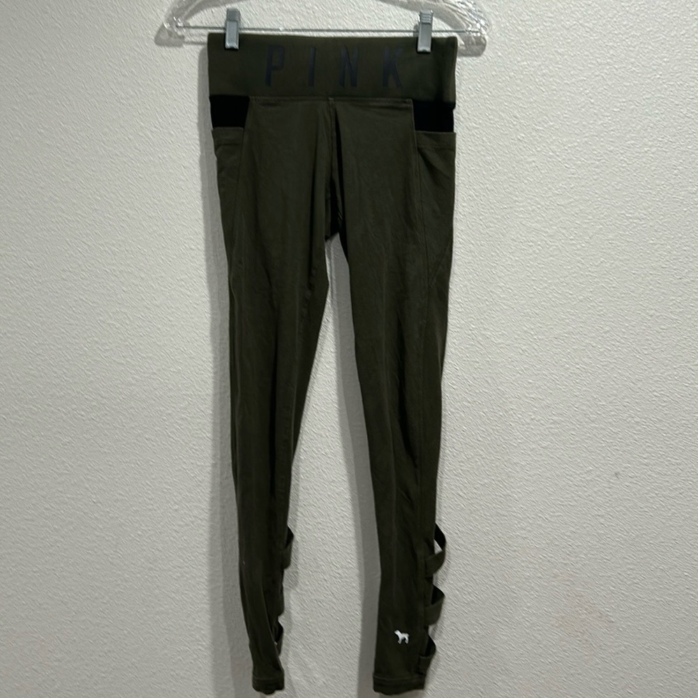 Victoria Secrets Pink Ankle Leggings SZ XS